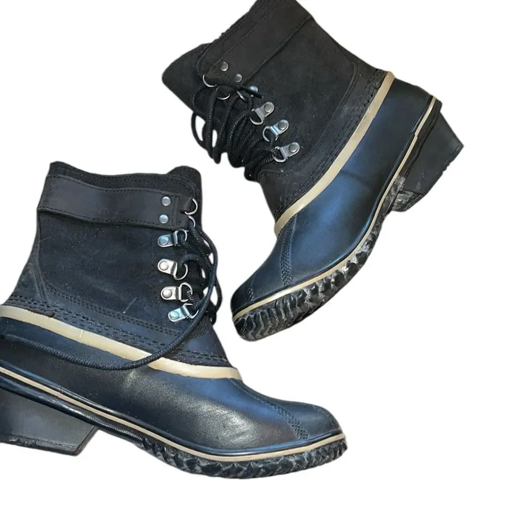 Sorel Black Suede and Rubber Booties Size 7.5 - Picture 3 of 7